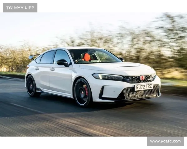 「本田」全球首次发布全新掀背式思域，你对三箱思域满意吗？